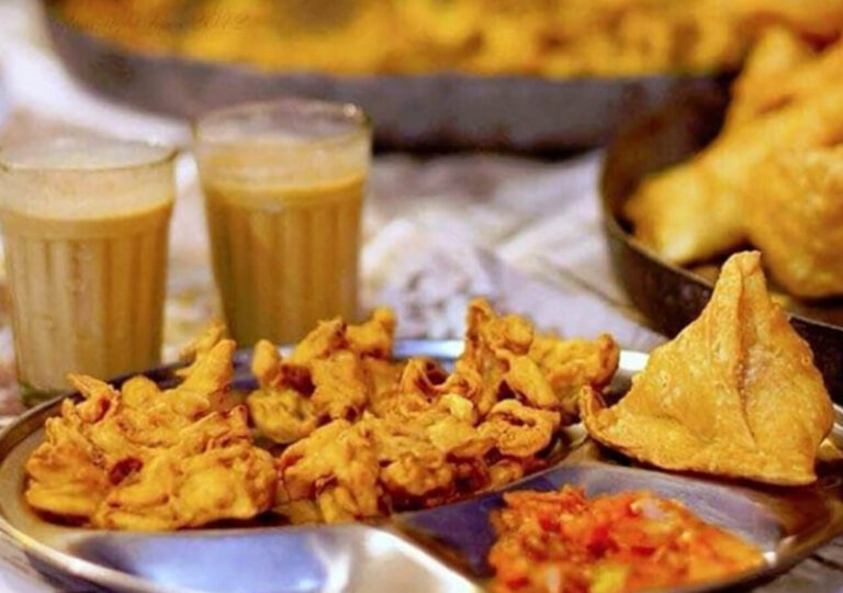 hot & crisp monsoon snacks